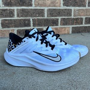 NIKE LEOPARD RUNNING SHOES